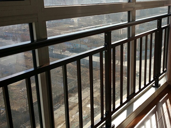 落地窗陽臺護(hù)欄 落地窗陽臺護(hù)欄