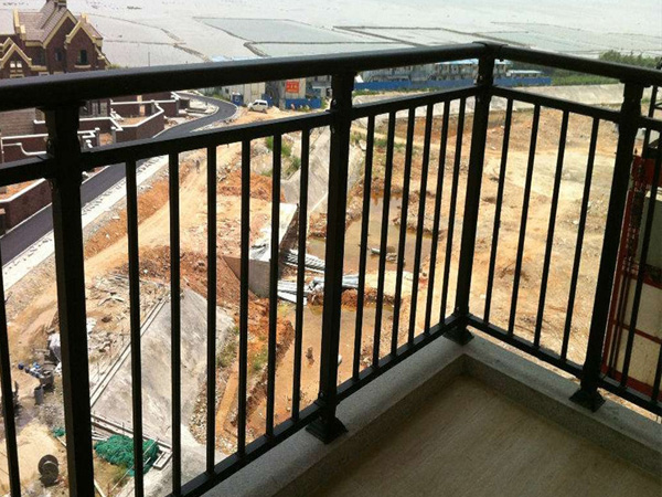 影響陽臺(tái)護(hù)欄價(jià)格的因素有那些? 影響陽臺(tái)護(hù)欄價(jià)格的因素有那些?