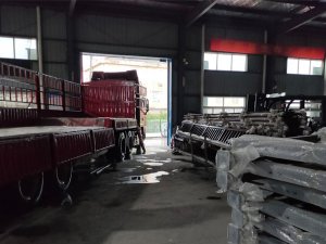 金用護(hù)欄2020年7月18日鋅鋼陽臺(tái)護(hù)欄產(chǎn)品裝車發(fā)貨！