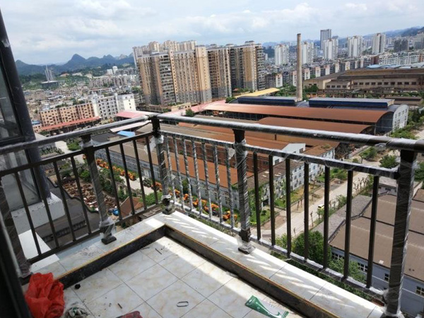 陽臺護欄的顏色有哪些？