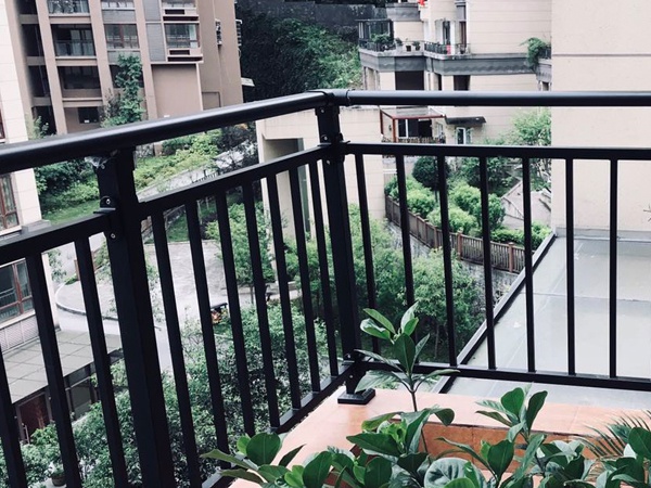 鋅鋼護欄、鋅合金護欄及鋅鋼合金護欄的區別 鋅鋼護欄、鋅合金護欄及鋅鋼合金護欄的區別