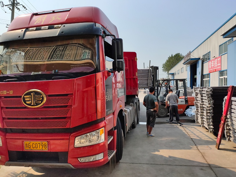 金用護(hù)欄2020年9月8日鋅鋼陽臺護(hù)欄發(fā)貨！