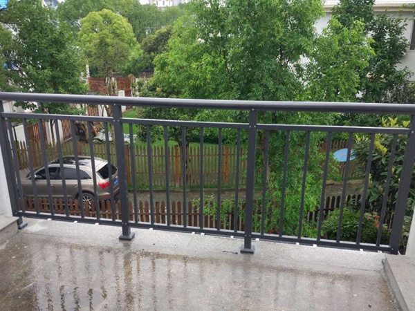 陽臺護欄哪里可以定制? 陽臺護欄哪里可以定制?