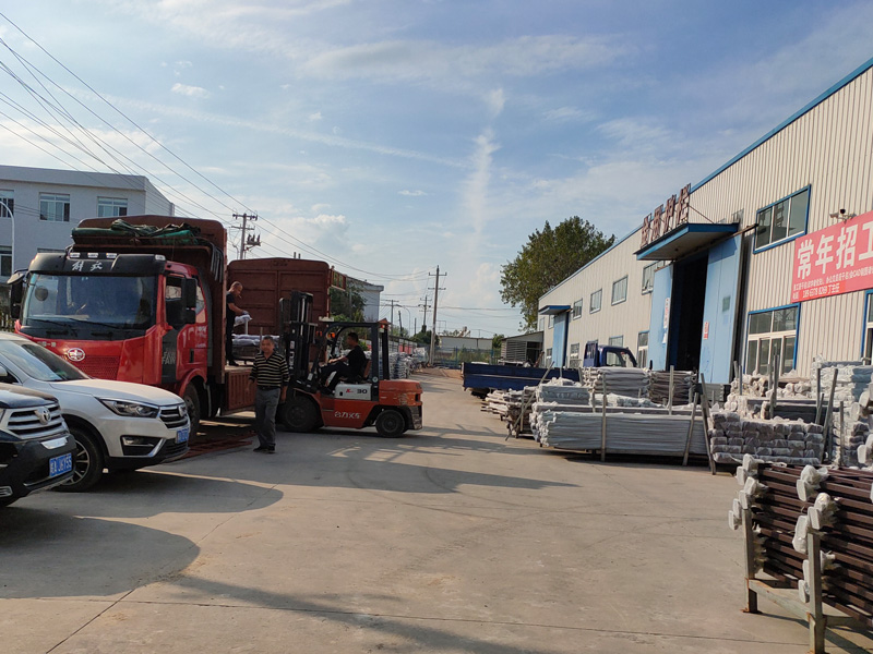 金用護欄2020年9月28日鋅鋼護窗欄桿發貨！