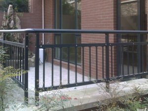 護欄維護保養(yǎng)方法與技巧