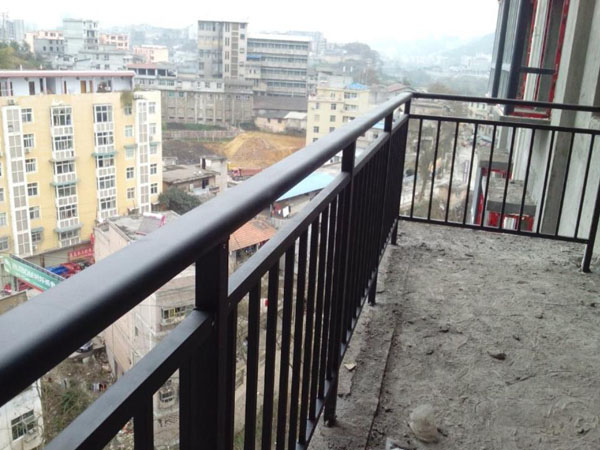 鋅鋼護欄顏色有哪些? 鋅鋼護欄顏色有哪些?