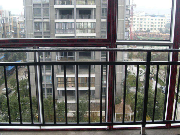 鋅鋼護欄表面處理工藝有幾種？