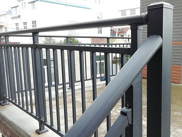 鋅鋼護欄介紹 鋅鋼護欄介紹