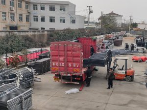 金用護欄2020年12月14日鋁合金百葉窗發(fā)貨！