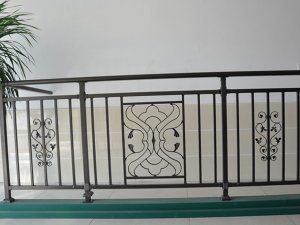 鋅鋼護欄為什么比較耐用？