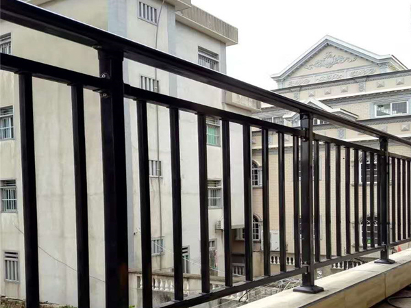 陽臺護欄哪家價格便宜？