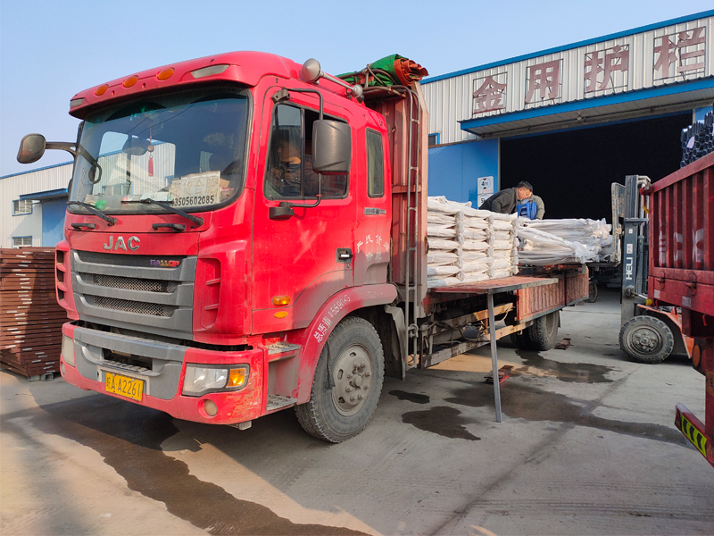 金用護欄2020年12月28日鋅鋼陽臺護欄發貨! 金用護欄2020年12月28日鋅鋼陽臺護欄發貨!