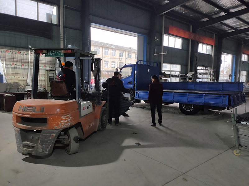 金用護欄2021年3月8日鋅鋼飄窗護欄發貨！