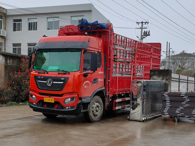 金用護欄2021年3月20日鋅鋼陽臺護欄發貨！