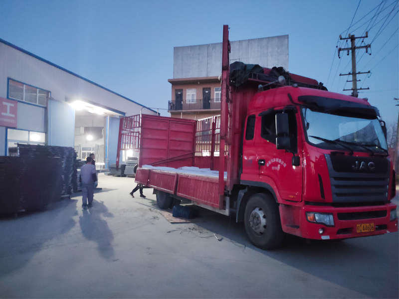 金用護欄2021年3月22日鋁合金百葉窗發貨! 金用護欄2021年3月22日鋁合金百葉窗發貨!