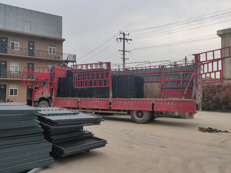 金用護欄2021年3月23日鋅鋼護窗欄桿發(fā)貨! 金用護欄2021年3月23日鋅鋼護窗欄桿發(fā)貨!