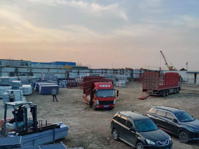 金用護欄2021年3月25日鋅鋼空調欄桿發貨! 金用護欄2021年3月25日鋅鋼空調欄桿發貨!