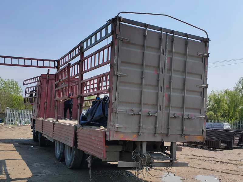 金用護(hù)欄2021年4月8日鋅鋼窗戶護(hù)欄發(fā)貨！