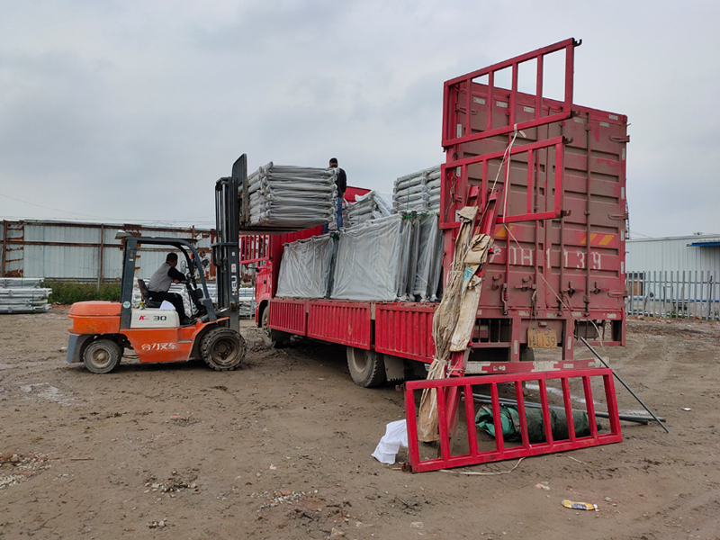 金用護欄2021年4月21日鋅鋼陽臺護欄發貨！