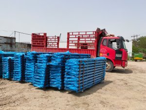 金用護欄2021年4月29日鋅鋼連廊護欄發貨！