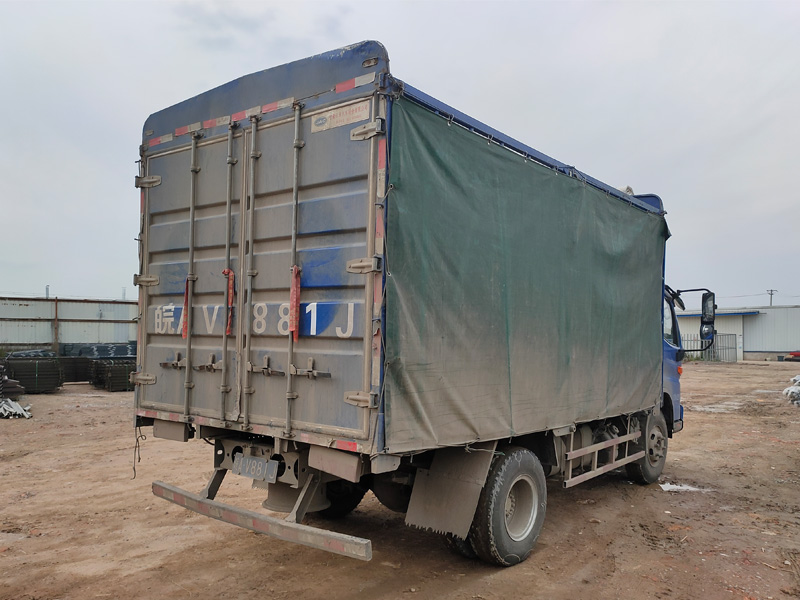 金用護欄2021年5月17日鋅鋼百葉窗發貨！