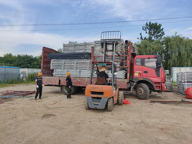 金用護(hù)欄2021年6月24日鋅鋼陽(yáng)臺(tái)護(hù)欄發(fā)貨! 金用護(hù)欄2021年6月24日鋅鋼陽(yáng)臺(tái)護(hù)欄發(fā)貨!