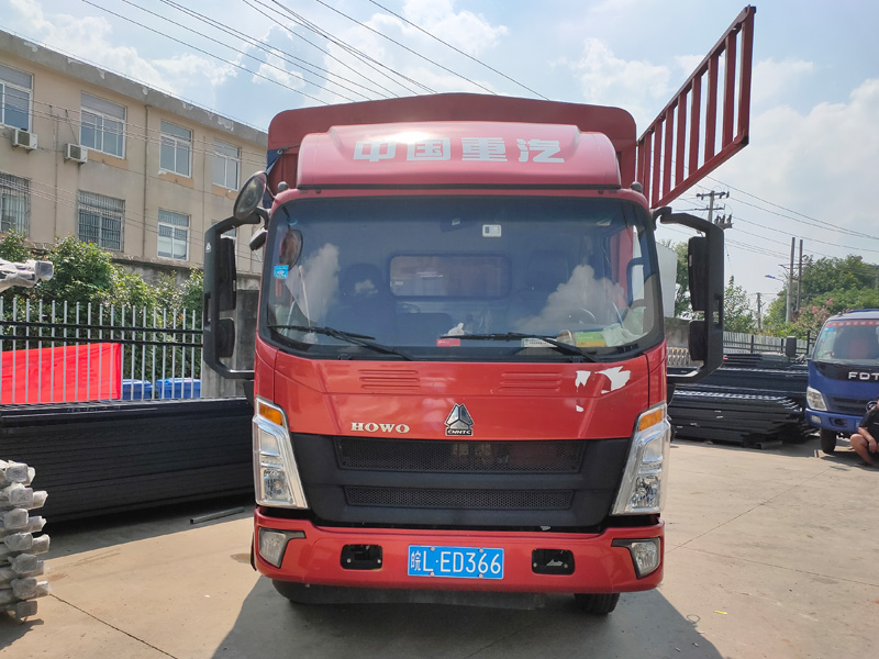 金用護欄2021年7月19日鋅鋼空調護欄發(fā)貨！