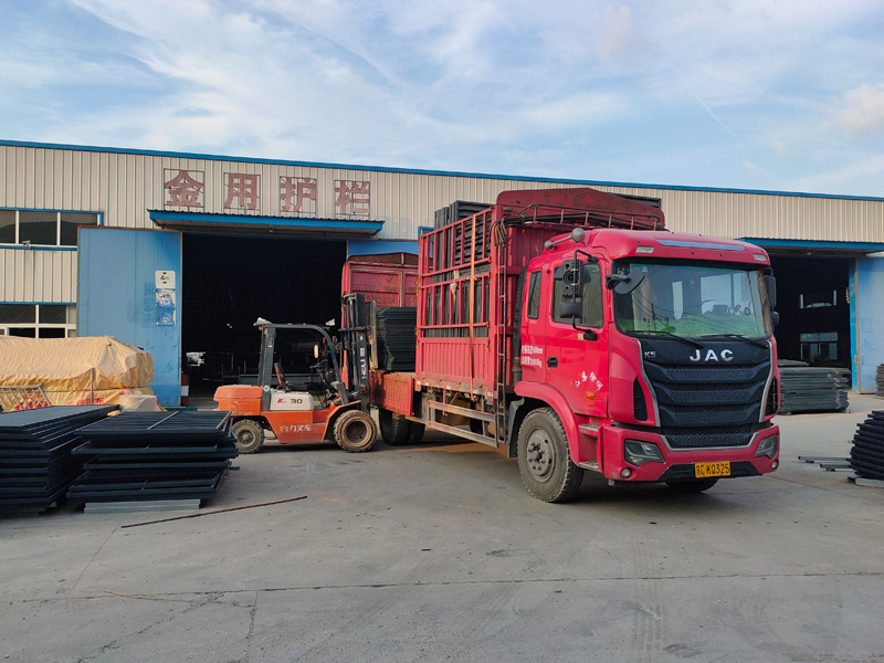 金用護欄2021年7月24日鋅鋼百葉窗發貨！