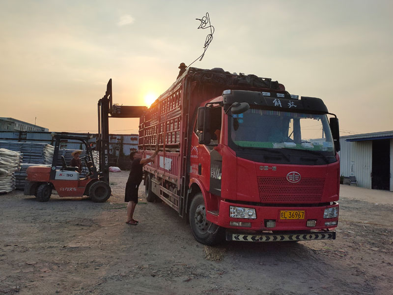 金用護(hù)欄2021年7月31日鋅鋼陽(yáng)臺(tái)護(hù)欄發(fā)貨! 金用護(hù)欄2021年7月31日鋅鋼陽(yáng)臺(tái)護(hù)欄發(fā)貨!