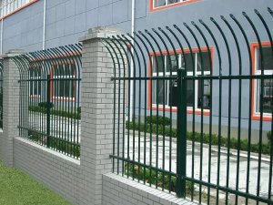 圍墻護(hù)欄采購(gòu)技巧 圍墻護(hù)欄采購(gòu)技巧