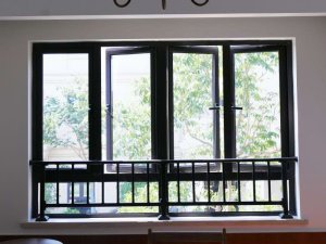 飄窗護(hù)欄結(jié)構(gòu)組成 飄窗護(hù)欄結(jié)構(gòu)組成