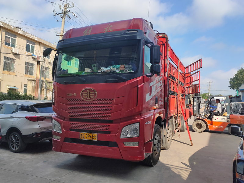 金用護欄2021年8月7日鋅鋼百葉窗發貨! 金用護欄2021年8月7日鋅鋼百葉窗發貨!