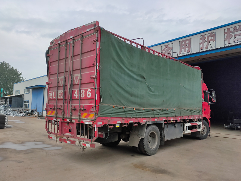 金用護欄2021年8月26日鋅鋼百葉窗發貨！