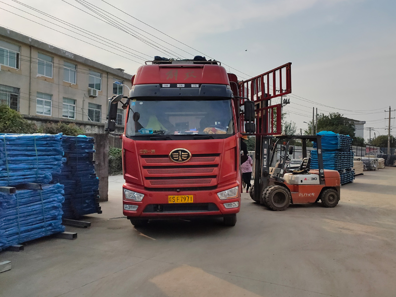 金用護欄2021年10月26日鋅鋼連廊護欄發(fā)貨！