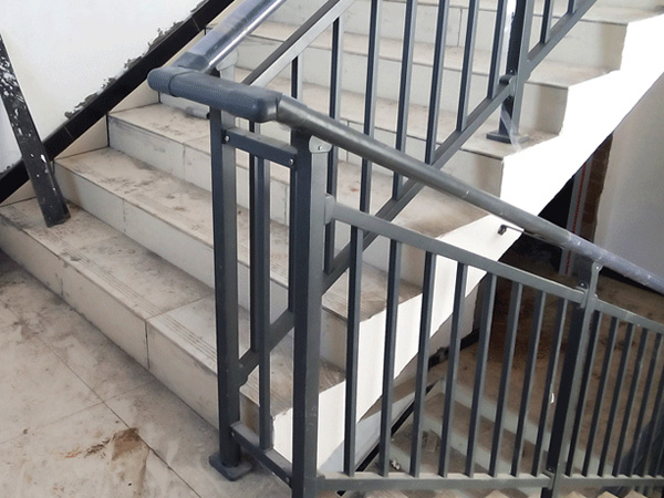 樓梯護欄多少錢一米采購最合適？