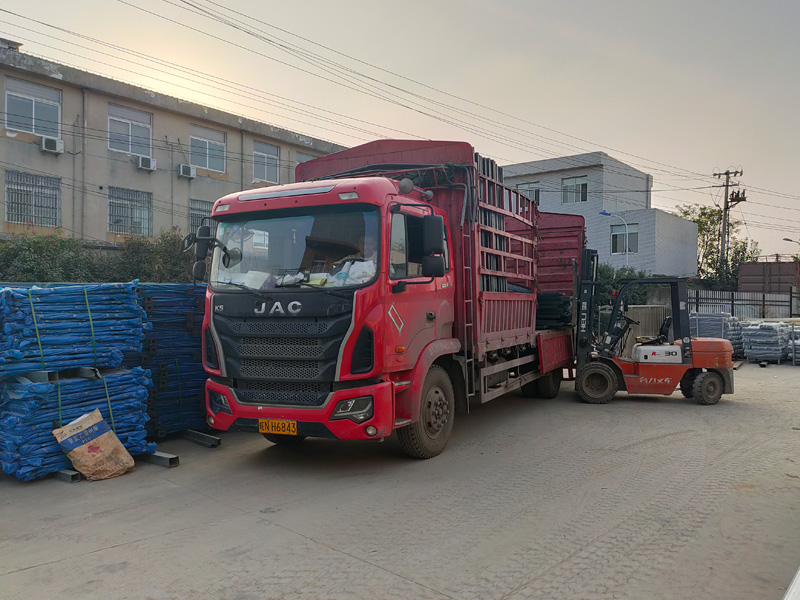 金用護(hù)欄2021年11月4日鋅鋼百葉窗發(fā)貨！