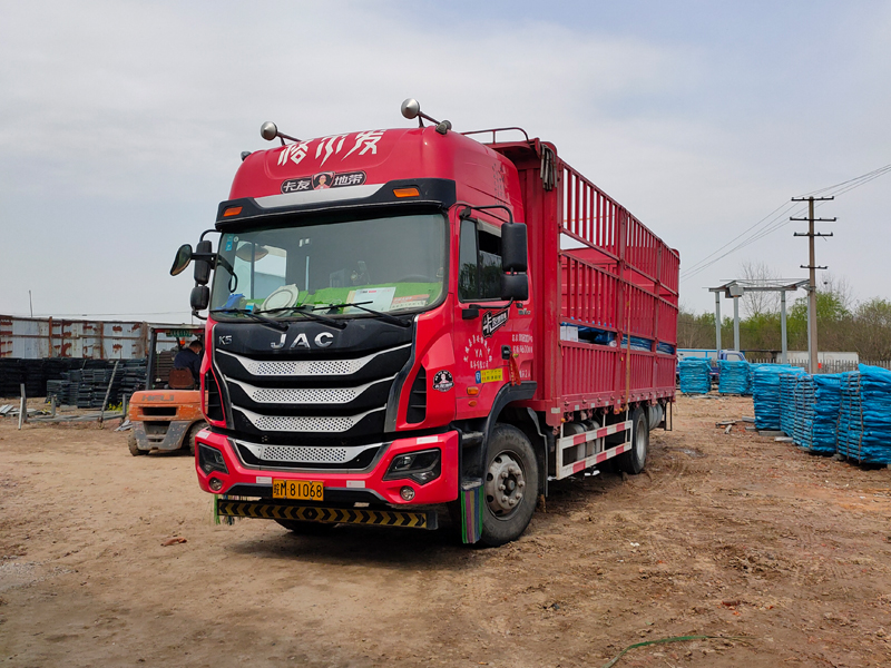 金用護欄2022年4月1日護窗欄桿裝車發貨！