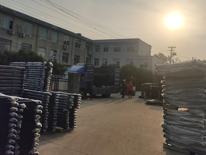 2023年6月20日鋅鋼圍墻護欄裝車發貨! 2023年6月20日鋅鋼圍墻護欄裝車發貨!