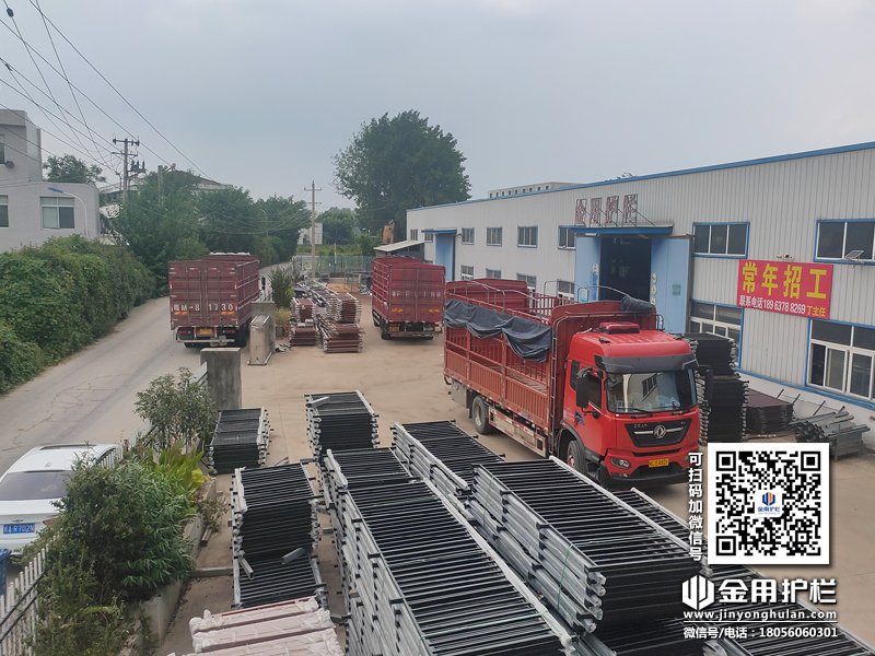 2023年8月18日鋅鋼百葉窗裝車發貨! 2023年8月18日鋅鋼百葉窗裝車發貨!