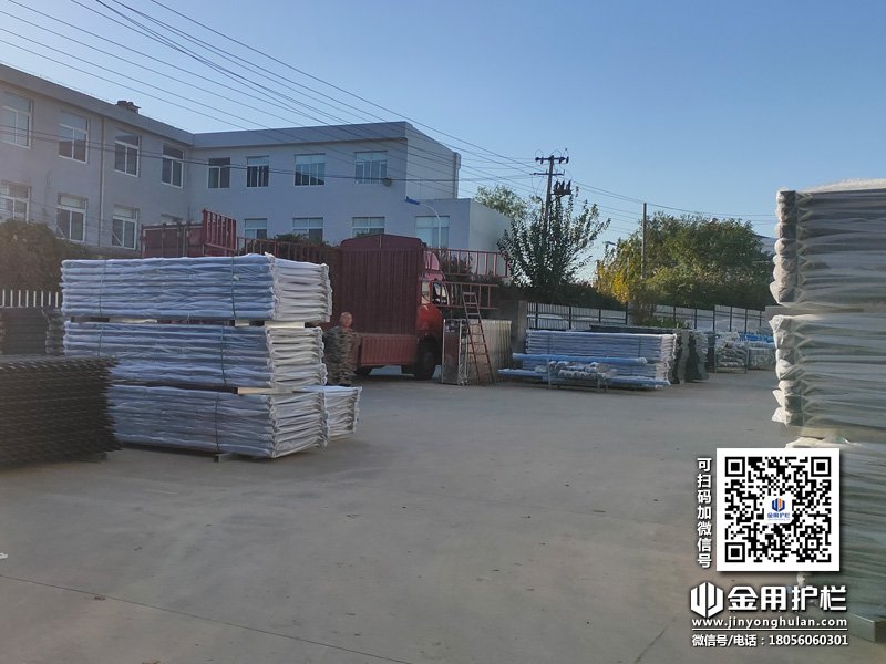 2023年11月14日鋅鋼陽臺護欄裝車發貨！