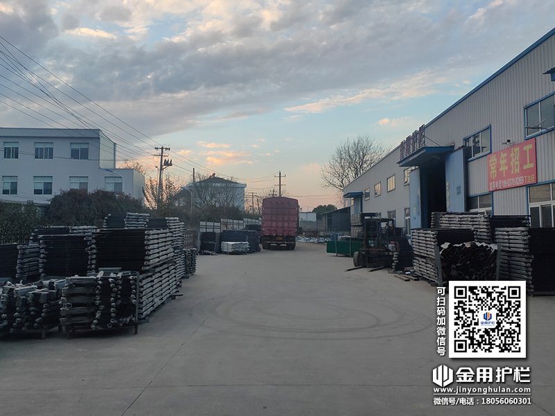 2023年12月13日鋅鋼百葉窗裝車發(fā)貨！