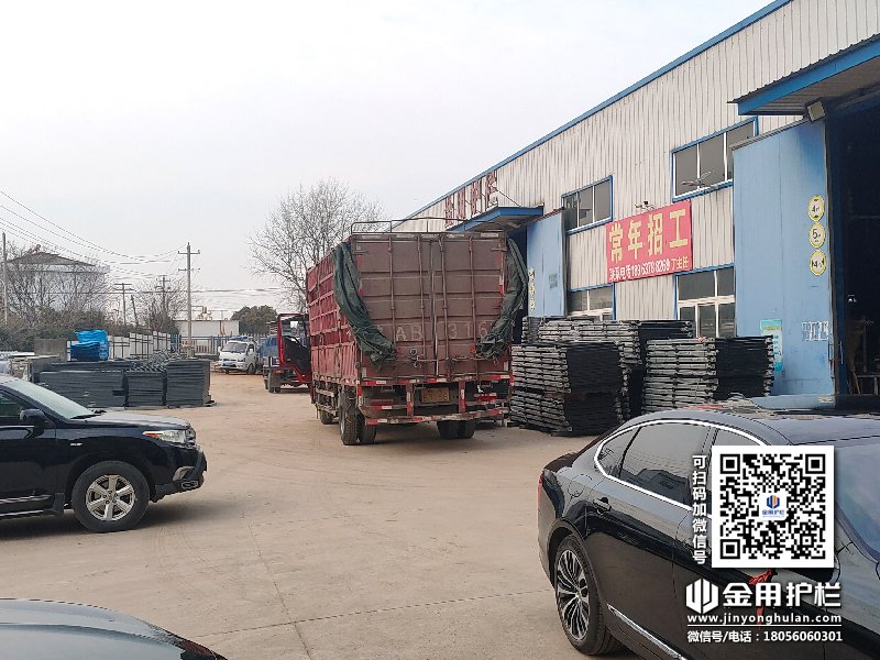 2024年1月26日鋅鋼百葉窗裝車發貨！