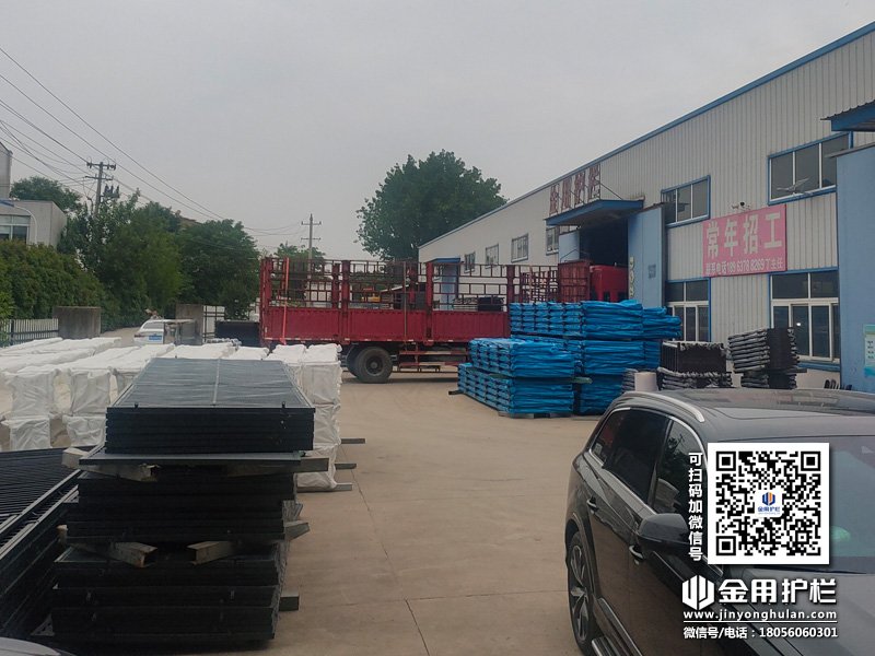 2024年6月5日鋅鋼陽臺欄桿裝車發(fā)貨! 2024年6月5日鋅鋼陽臺欄桿裝車發(fā)貨!