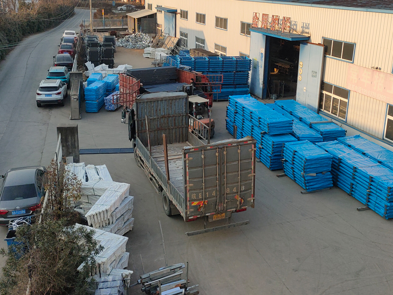 2024年12月31日鋅鋼百葉窗裝車發(fā)貨！