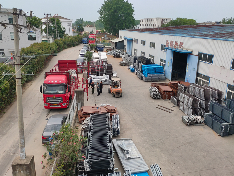 2025年5月20日鋅鋼組裝欄桿裝車發(fā)貨! 2025年5月20日鋅鋼組裝欄桿裝車發(fā)貨!